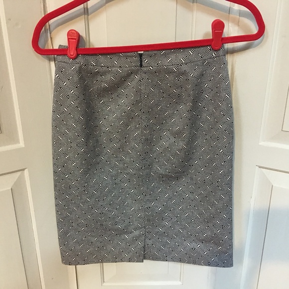 Halogen Pencil Skirt - Picture 10 of 11